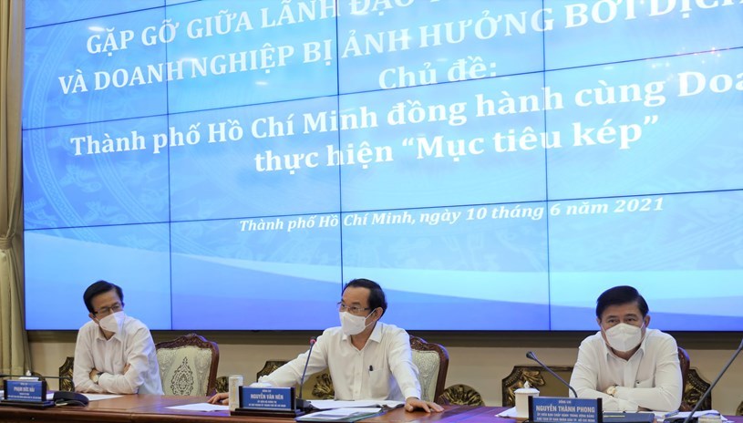 Thành phố Hồ Chí Minh thành lập tổ công tác về tiêm vắc xin, mục tiêu sớm tiêm phòng cho toàn bộ người dân